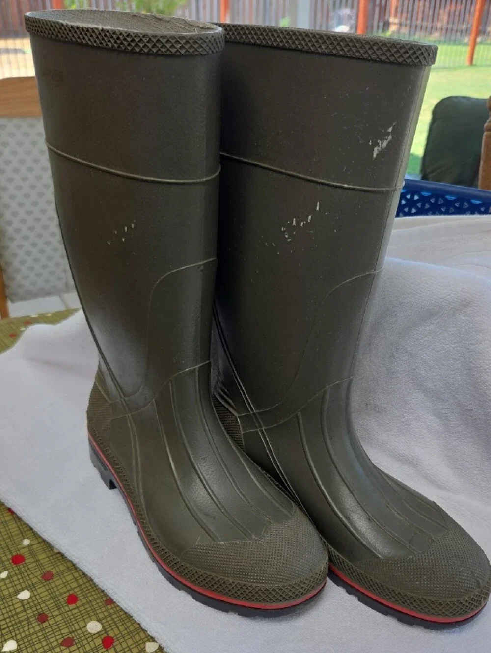 Men's Olive Green Waterproof Knee-High Rain Boots Sz 11